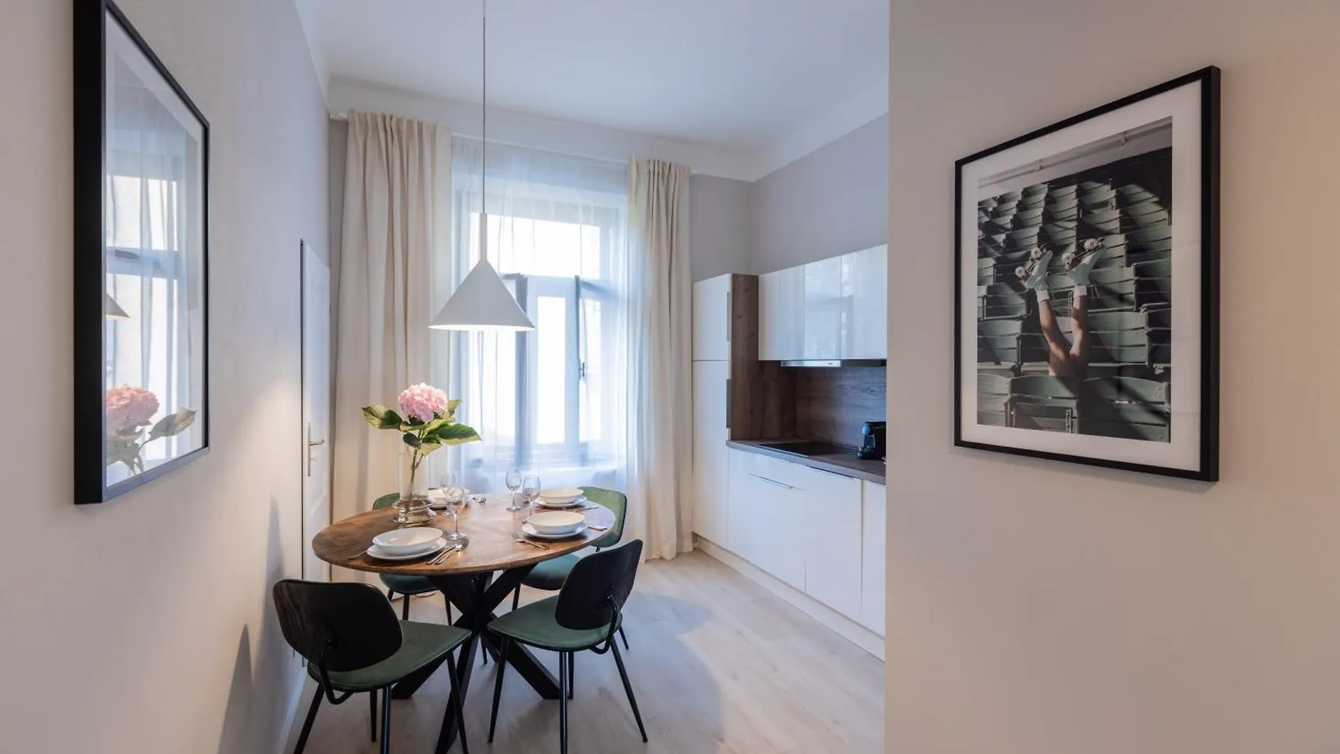 Eleven Apartments Praga
