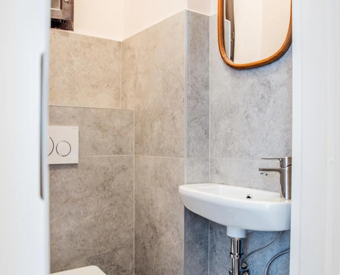Eleven Apartments Praga
